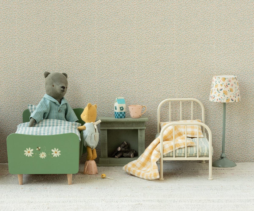 Doll House Furniture Maileg Vintage bed for Teddy junior 5707304102755