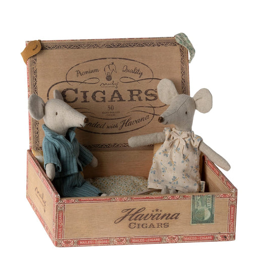 Doll Toys Maileg Mum and Dad Mice in Cigarbox New 2023