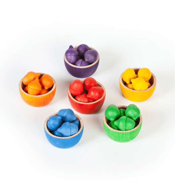 Loose Parts Grapat Coloured Bowls & Acorns 8436580870085