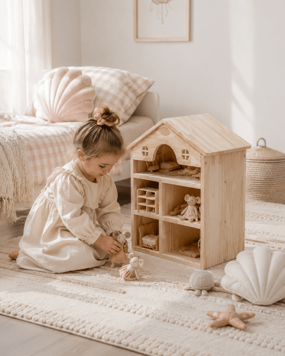 Doll Houses QToys Classic Wooden Dollhouse