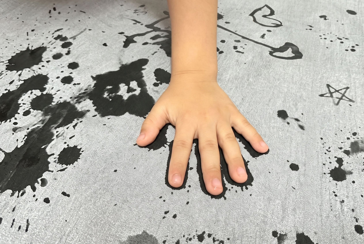 Mess-Free Water-Activated Art