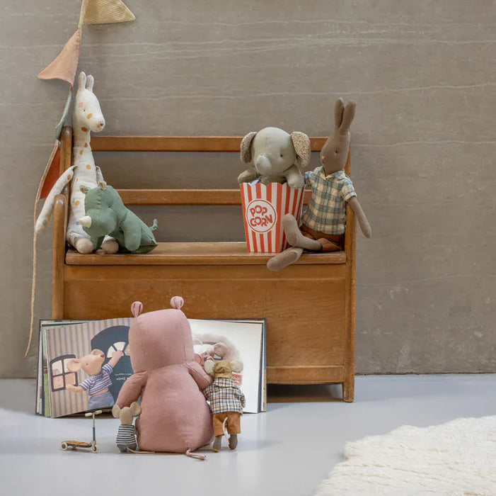 Art-Craft Maileg Louimax Dreams of Being an Adult Book