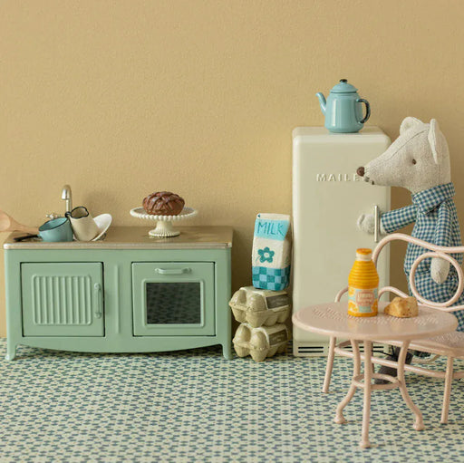 Maileg Kitchen Mouse Mint - Doll House Furniture - Toypark