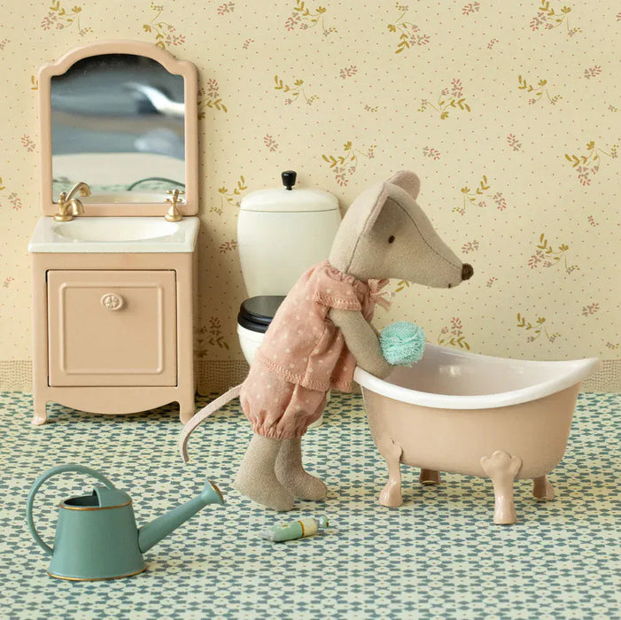 Doll Toys Maileg Big Sister Mouse in Matchbox