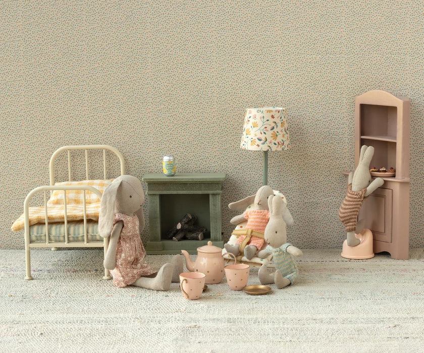 Doll House Furniture Maileg Vintage bed for Teddy junior 5707304102755