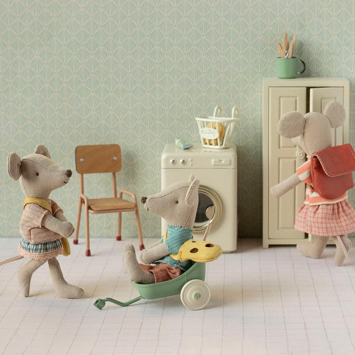 Doll Toys Maileg Little Sister Mouse with Bag