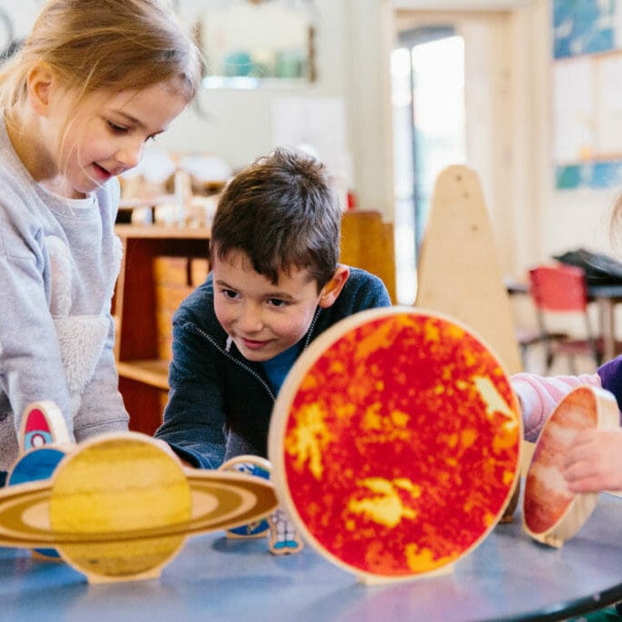 Activity Toys The Freckled Frog Travelling in Space