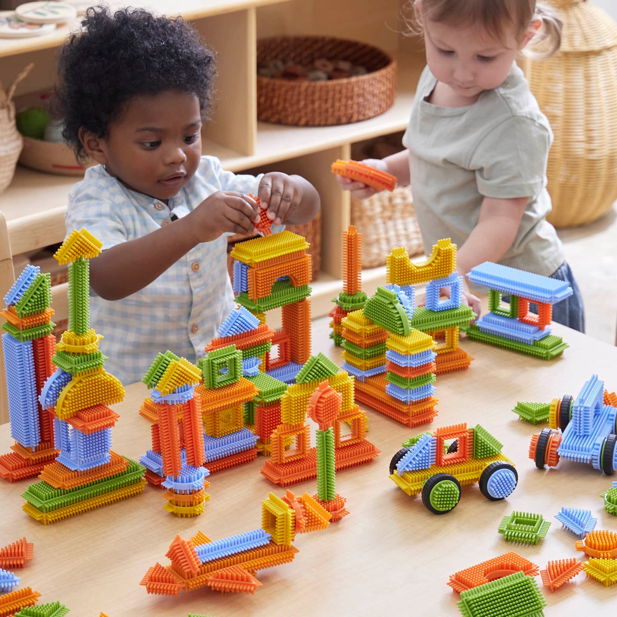 Guidecraft Snap and Stack Thistle Blocks Set - 220 pieces — Toypark ...