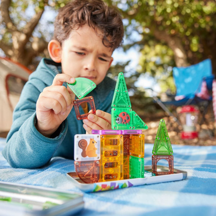Magnetic Tiles MAGNA-TILES - microMAGS - Tree House 24-Piece Travel Set