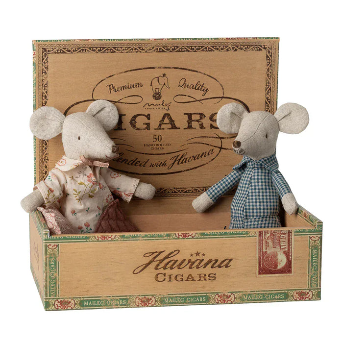 Doll Toys Maileg Grandma and Grandpa Mice in Cigarbox