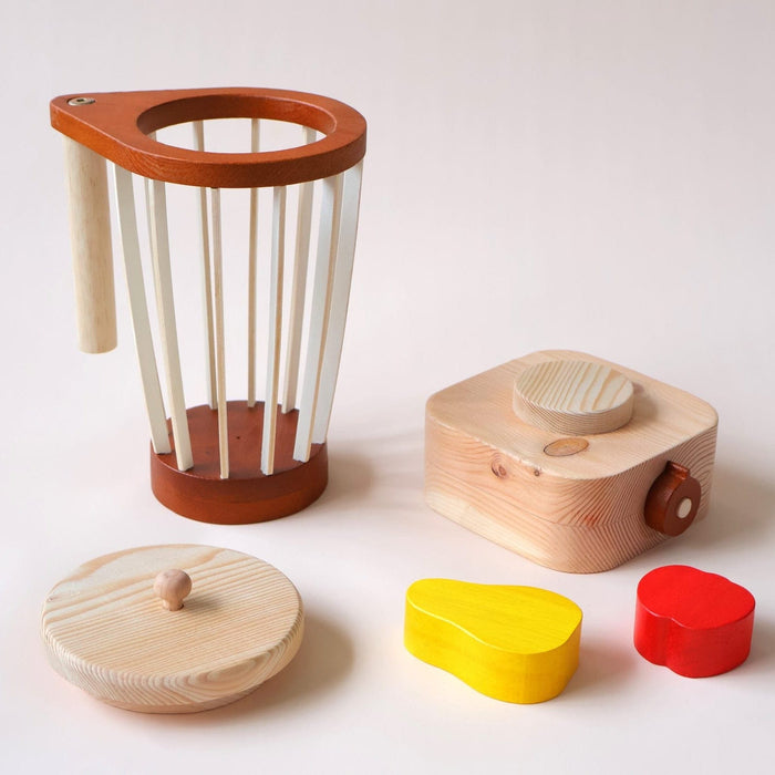 Activity Toys QToys Wooden Blender 8936074262971