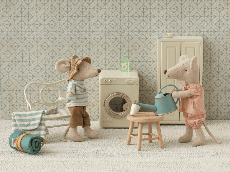 Doll House Furniture Maileg Washing Machine 5707304111641