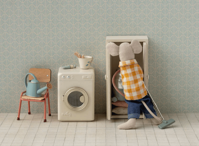 Doll House Furniture Maileg Washing Machine 5707304111641