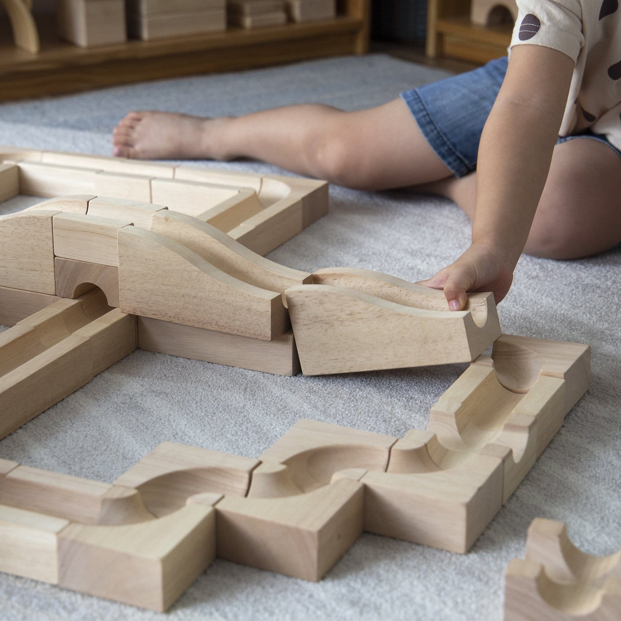 Guidecraft Unit Block Marble Run – 40 pc. set | Marble Run | Toypark ...
