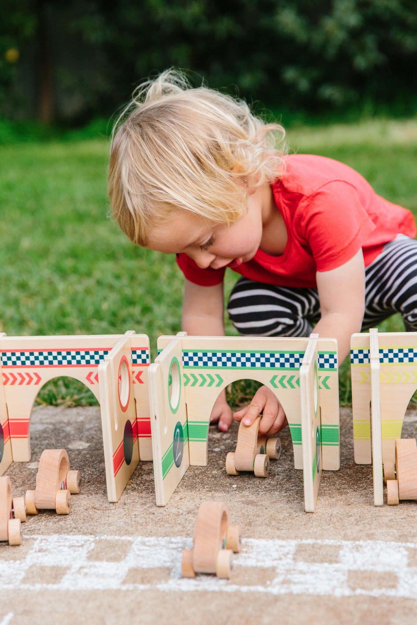 Freckled Frog Happy Architect Raceway with Cars | Wooden Blocks ...