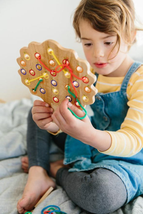 Wooden Toys The Freckled Frog Threading Tree