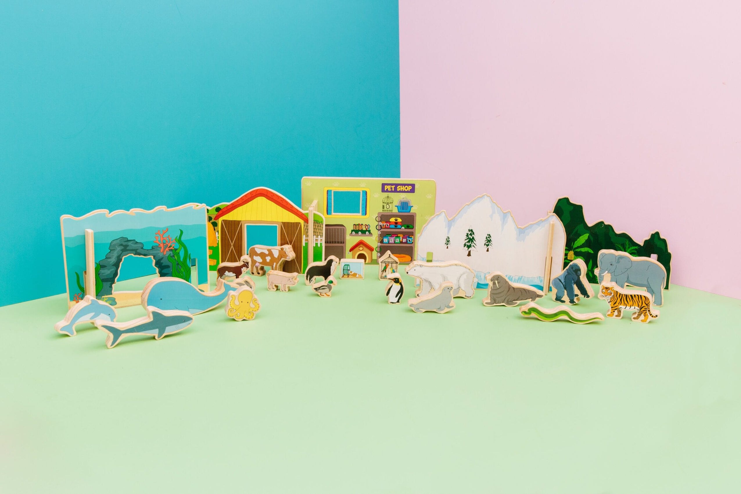 Freckled Frogs Happy Architect Animals — Habitat | Wooden Blocks ...