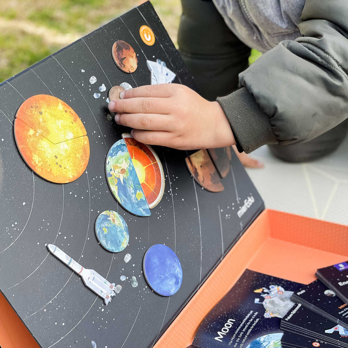 Educational Toys mierEdu All About - Space Encyclopedia Magnetic Puzzle