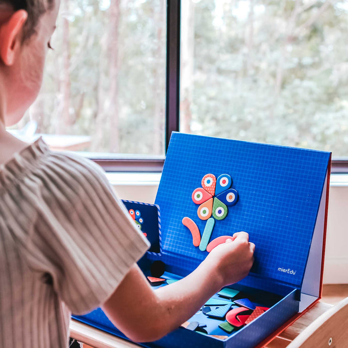 Educational Toys mierEdu Magnetic Art Case - Shapes